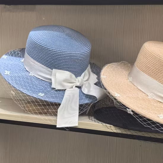 Nouvelle mode paille de papier avec femme chapeau de soleil à large bord